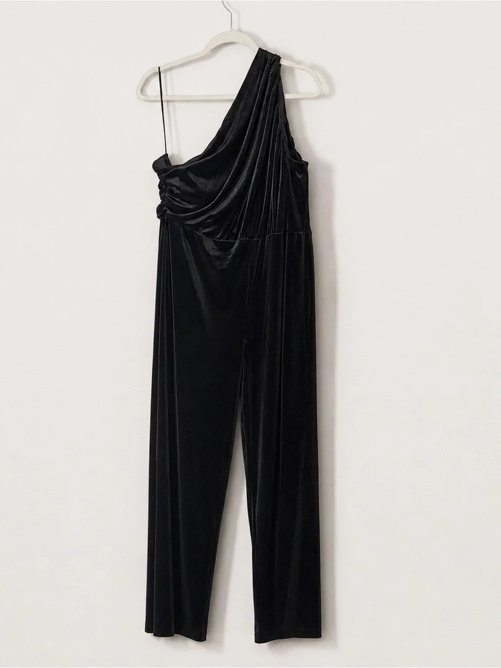 Express Black Velvet One Shoulder Wide Leg Jumpsuit XL NWT - Picture 2 of 6